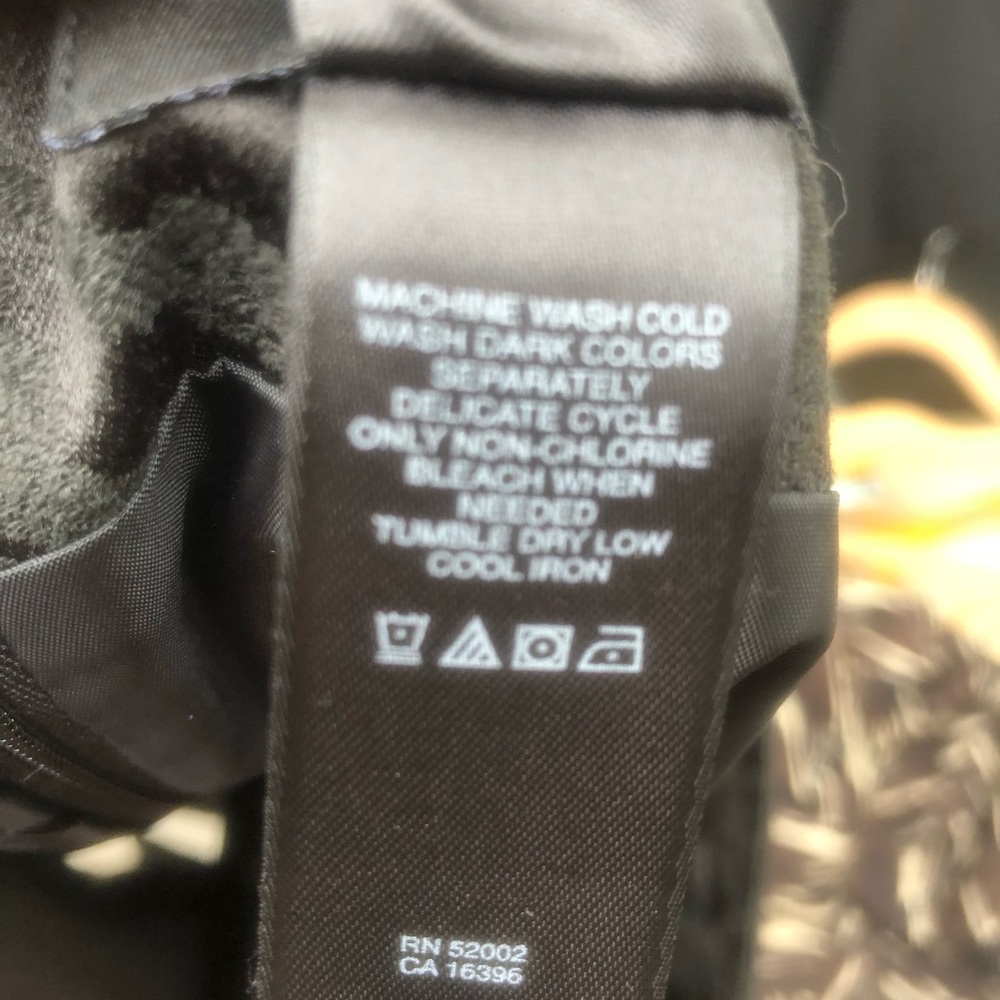 Skirt Black with belt size 16 - Picture 8 of 11